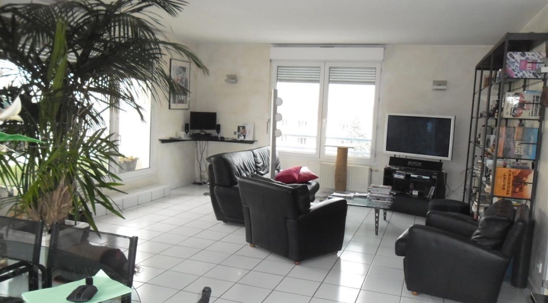 APPARTEMENT-94